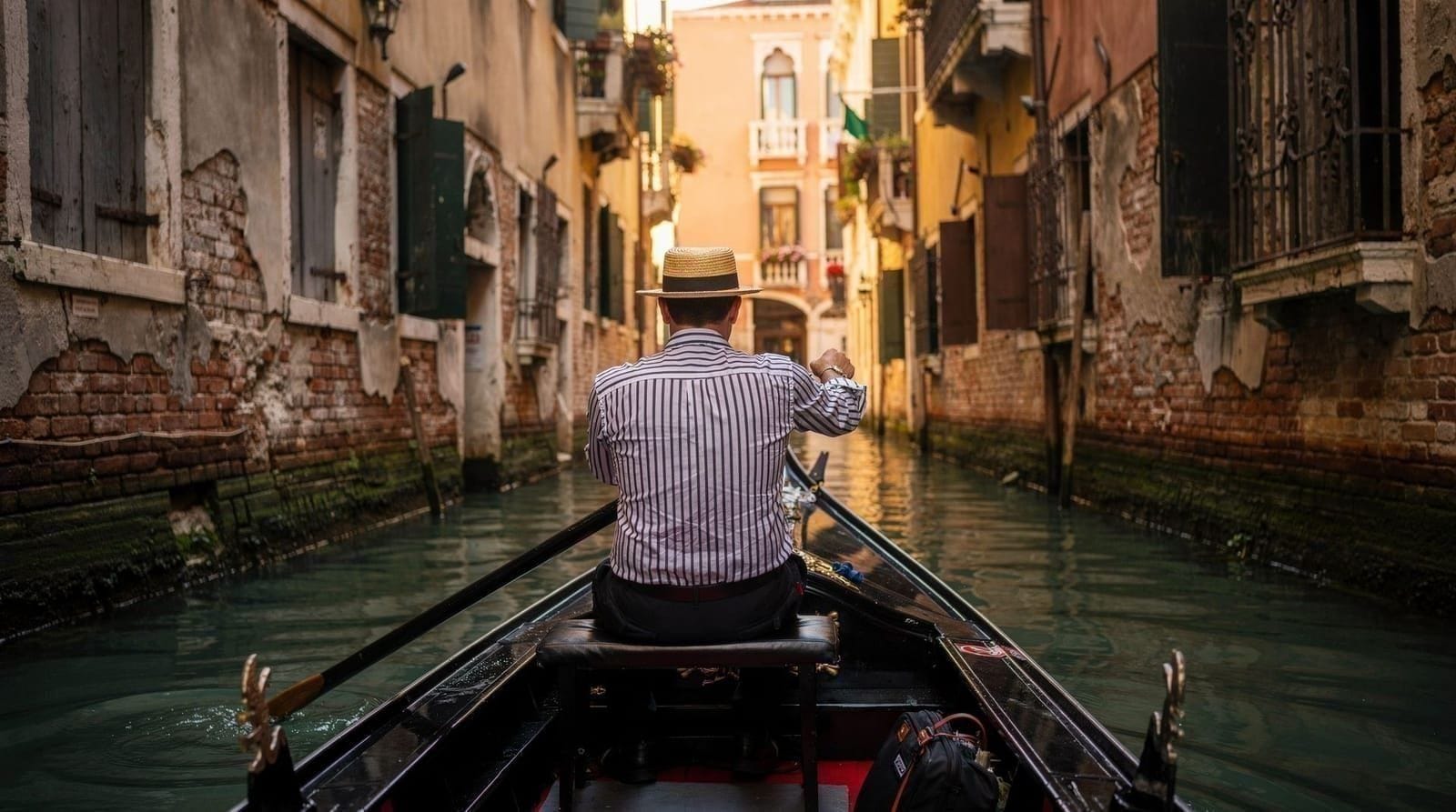 Best gondola routes in Venice: where to start for the most scenic ride — The boarding point determines everything. Venice's best gondola stations ranked 