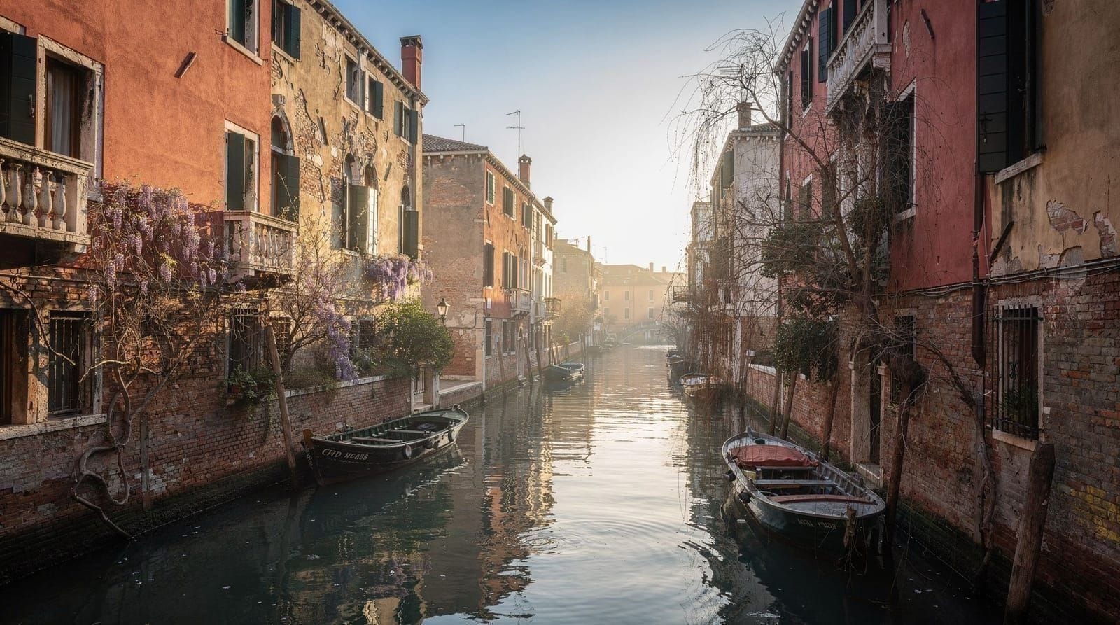 Meilleure période pour visiter Venise : guide honnête mois par mois — Quand visiter Venise pour moins de foule et meilleurs prix. La mi-saison gagne —