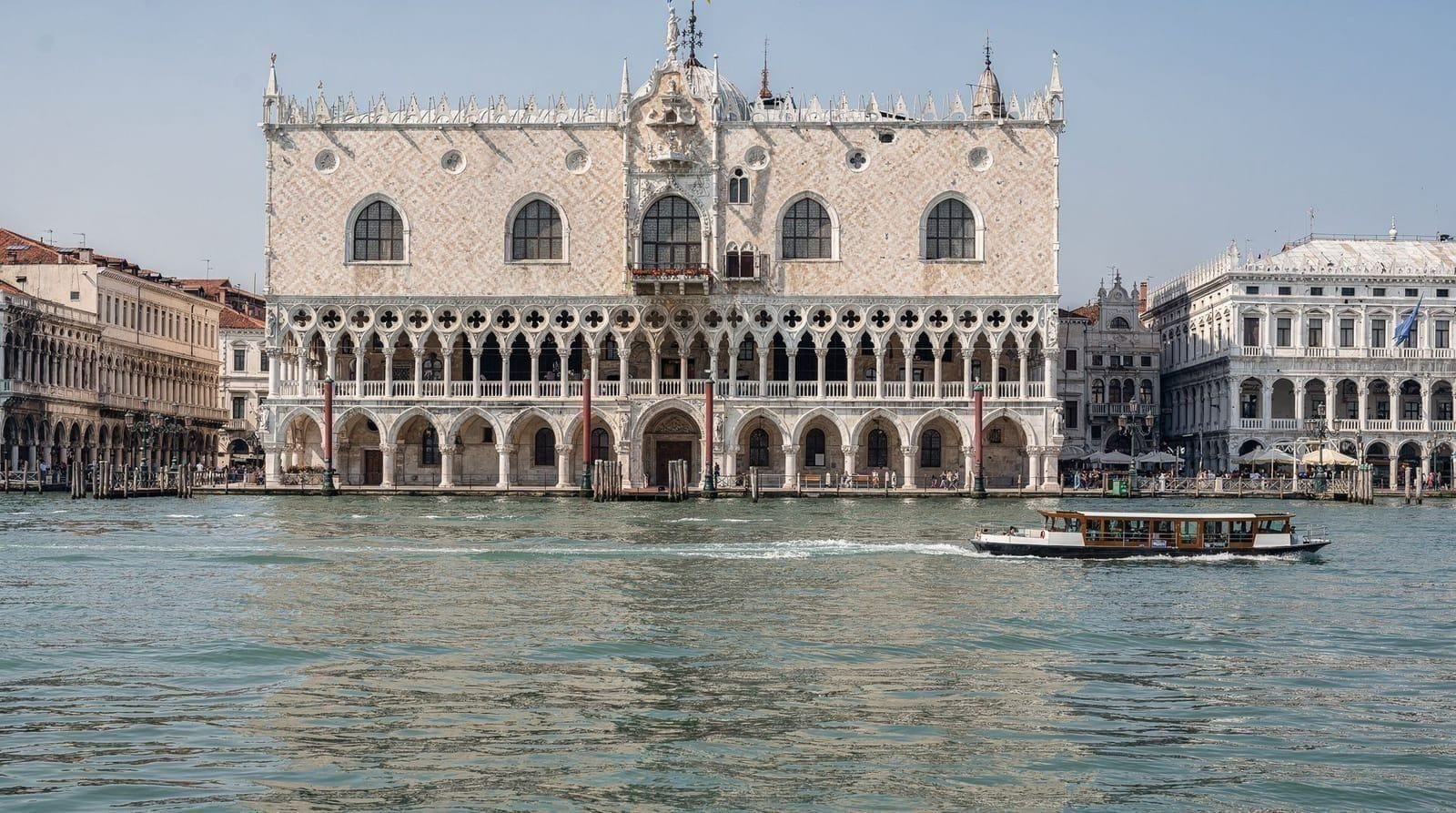 Venice: Doge's Palace, prison and secret passageways tour